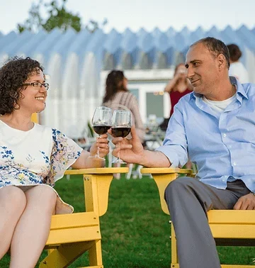 Çifti shqiptaro-amerikan renditet i 5-ti në SHBA me kantinën e verës në Connecticut