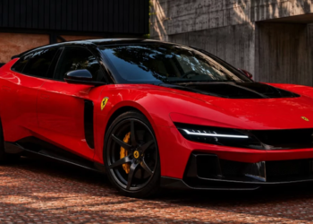 Ferrari i parë elektrik shitet për 40 milionë dollarë 