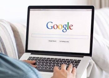 Nga filmat, moti, Saranda dhe kursi i këmbimit/ Çfarë kërkuan më shumë shqiptarët në Google?