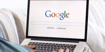 Nga filmat, moti, Saranda dhe kursi i këmbimit/ Çfarë kërkuan më shumë shqiptarët në Google?