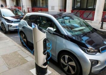 Makinat elektrike pushtojnë Evropën, një në katër makina të reja në korrik ishin elektrike