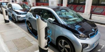 Makinat elektrike pushtojnë Evropën, një në katër makina të reja në korrik ishin elektrike