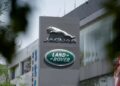 JLR shkurton 4 mijë vende pune: Goditje e fortë për punëtorët dhe familjet britanike