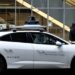 Londra provon taksitë autonome, por ende me një shofer në makinë