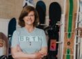 Donna Carpenter, historia e suksesit të Burton: Mos ndiqni çdo trend, ruani identitetin dhe ndryshoni atë që duhet