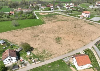 Ndarja e pronës mes bashkëpronarëve, si bëhet regjistrimi përmes e-Albania