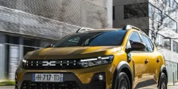 Dacia Sandero mban fronin në Evropë, lë pas Volkswagen Golf dhe Tesla Model Y